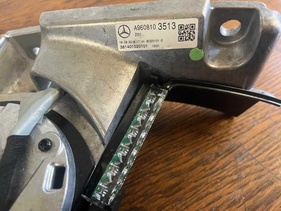 Mercedes Actros MP5 Seitenspiegel Außenspiegel rechts A9608103513 - Tahavaatepeegel - Veoauto: pilt 3 Mercedes Actros MP5 Seitenspiegel Außenspiegel rechts A9608103513 - Tahavaatepeegel - Veoauto: pilt 3