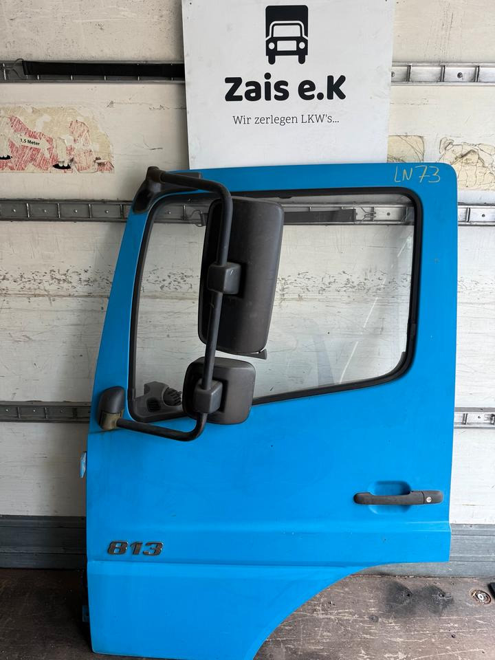 Mercedes Atego Fahrertür Blau Spiegel Innenverkleidung LN 73 - Uks ja varuosad - Veoauto: pilt 1 Mercedes Atego Fahrertür Blau Spiegel Innenverkleidung LN 73 - Uks ja varuosad - Veoauto: pilt 1