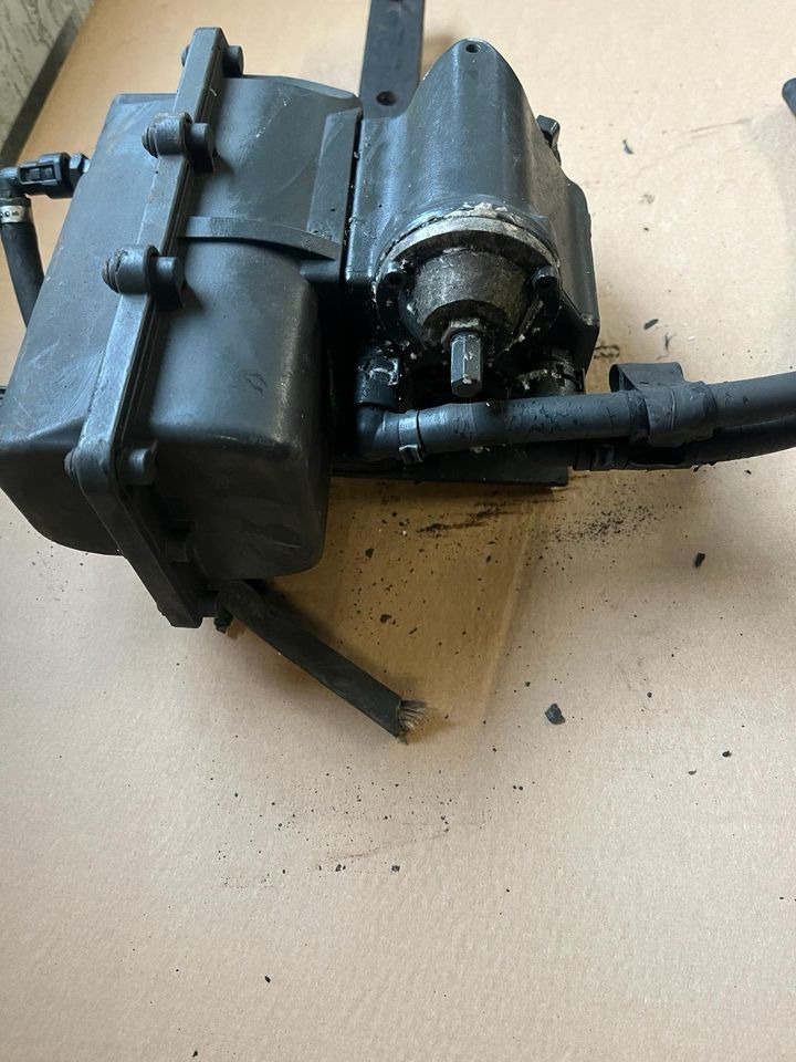 Mercedes-Benz Actros Atego EU4 EU5 AdBlue Pumpe A0001400478 - Kütusepump - Veoauto: pilt 4 Mercedes-Benz Actros Atego EU4 EU5 AdBlue Pumpe A0001400478 - Kütusepump - Veoauto: pilt 4