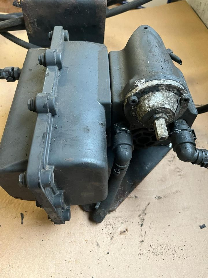 Mercedes-Benz Actros Atego EU4 EU5 AdBlue Pumpe A0001400578 - Kütusepump - Veoauto: pilt 3 Mercedes-Benz Actros Atego EU4 EU5 AdBlue Pumpe A0001400578 - Kütusepump - Veoauto: pilt 3