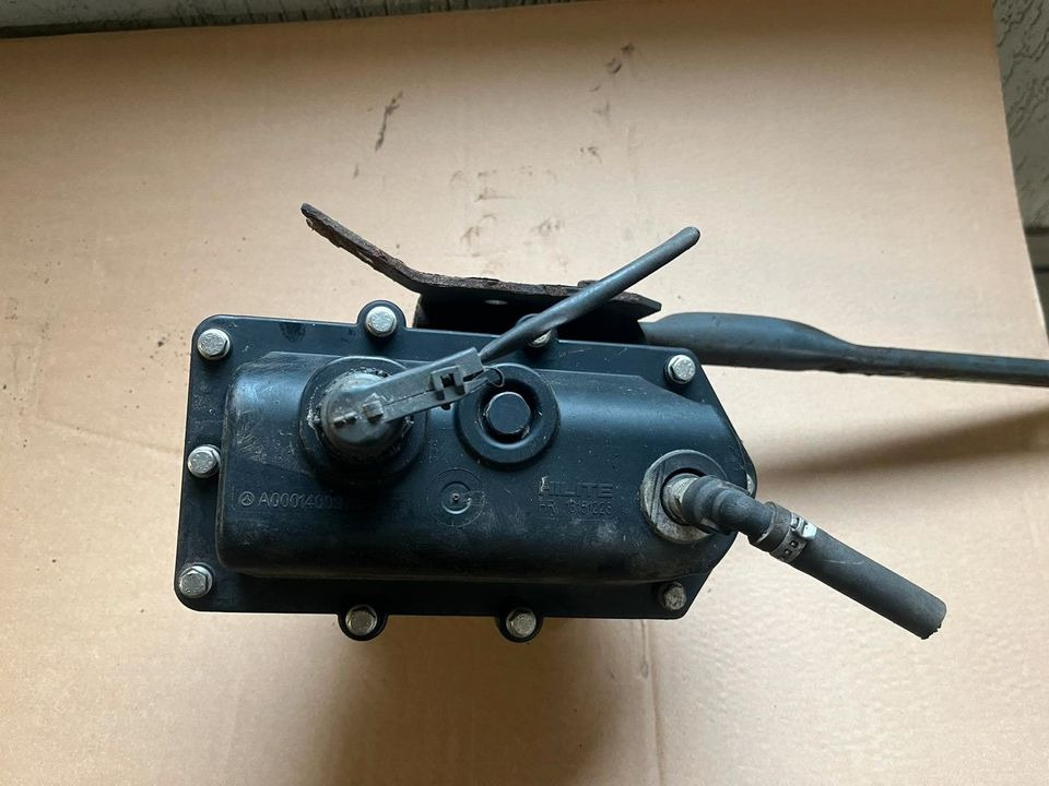 Mercedes-Benz Actros Atego EU4 EU5 AdBlue Pumpe A0001400978 - Kütusepump - Veoauto: pilt 3 Mercedes-Benz Actros Atego EU4 EU5 AdBlue Pumpe A0001400978 - Kütusepump - Veoauto: pilt 3