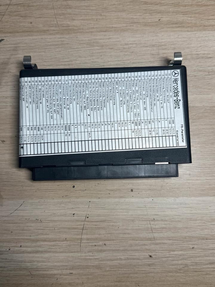 Mercedes Elektronik FR Steuergerät A0014461302 - Mootori juhtimisseade - Veoauto: pilt 3 Mercedes Elektronik FR Steuergerät A0014461302 - Mootori juhtimisseade - Veoauto: pilt 3