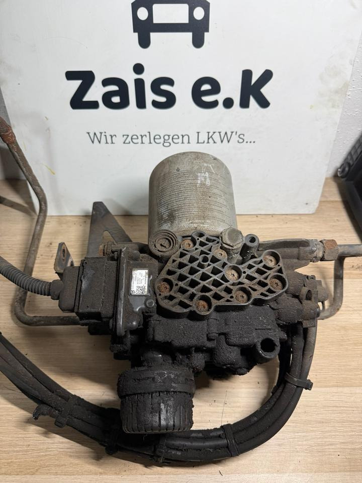 Piduritarvik - Veoauto Mercedes KNORR-BREMSE Lufttrockner A0014460264 K078211: pilt 1