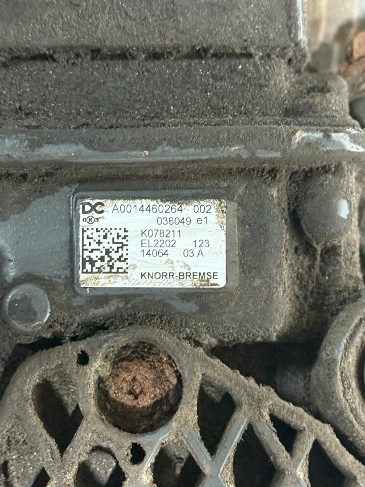 Mercedes KNORR-BREMSE Lufttrockner A0014460264 K078211 - Piduritarvik - Veoauto: pilt 2 Mercedes KNORR-BREMSE Lufttrockner A0014460264 K078211 - Piduritarvik - Veoauto: pilt 2