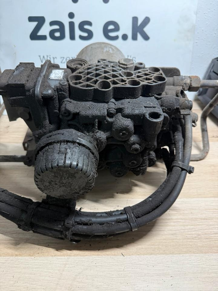 Mercedes KNORR-BREMSE Lufttrockner A0014460264 K078211 - Piduritarvik - Veoauto: pilt 3 Mercedes KNORR-BREMSE Lufttrockner A0014460264 K078211 - Piduritarvik - Veoauto: pilt 3