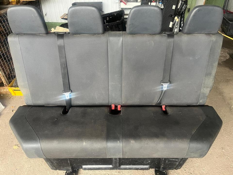 Mercedes Sprinter 4er-Sitzbank Hinten - Iste - Veoauto: pilt 2 Mercedes Sprinter 4er-Sitzbank Hinten - Iste - Veoauto: pilt 2