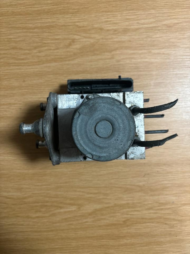 Mercedes Sprinter Hydraulikblock ABS Pumpe 0014462589 - Hüdraulika - Veoauto: pilt 1 Mercedes Sprinter Hydraulikblock ABS Pumpe 0014462589 - Hüdraulika - Veoauto: pilt 1