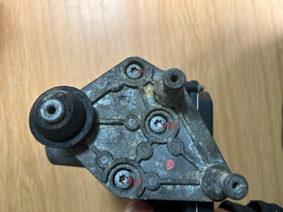 Mercedes Sprinter Hydraulikblock ABS Pumpe 0014464189 - Hüdraulika - Veoauto: pilt 3 Mercedes Sprinter Hydraulikblock ABS Pumpe 0014464189 - Hüdraulika - Veoauto: pilt 3