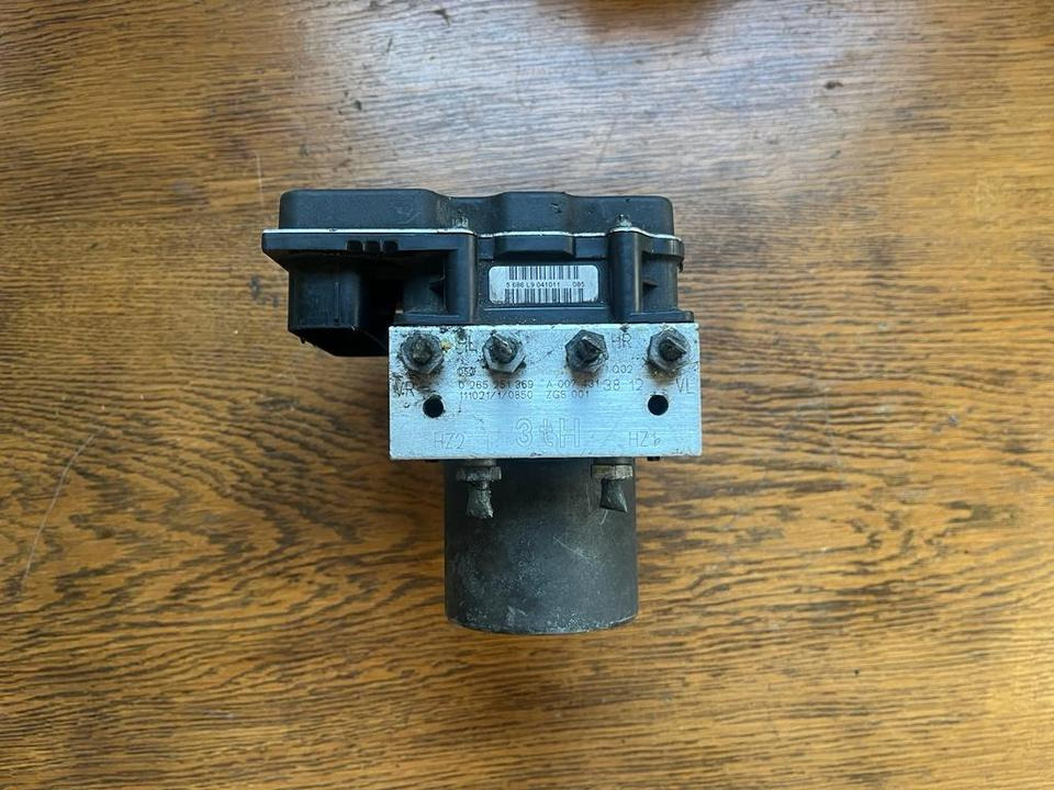 Mercedes Sprinter Hydraulikblock ABS Pumpe A0074313812 - Hüdraulika - Veoauto: pilt 3 Mercedes Sprinter Hydraulikblock ABS Pumpe A0074313812 - Hüdraulika - Veoauto: pilt 3