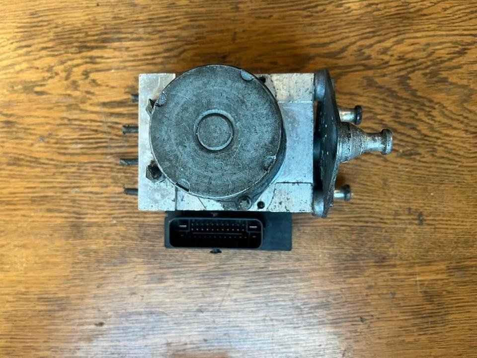 Mercedes Sprinter Hydraulikblock ABS Pumpe A0074313812 - Hüdraulika - Veoauto: pilt 1 Mercedes Sprinter Hydraulikblock ABS Pumpe A0074313812 - Hüdraulika - Veoauto: pilt 1