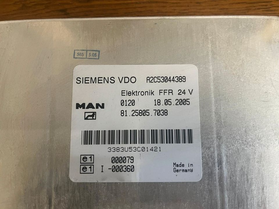 MAN SIEMENS VDO ELEKTRONIK FFR Steuergerät 81258057038 - Varuosa: pilt 3 MAN SIEMENS VDO ELEKTRONIK FFR Steuergerät 81258057038 - Varuosa: pilt 3