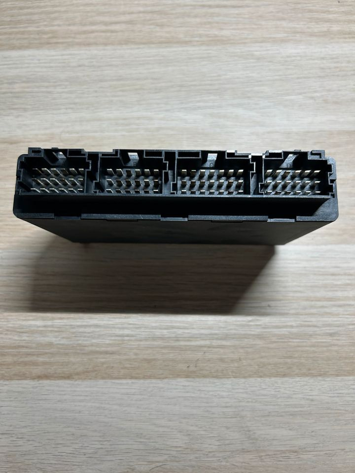 Mercedes Siemens VDO Elektronik CPC/FR Steuergerät A0014465902 - Varuosa: pilt 3 Mercedes Siemens VDO Elektronik CPC/FR Steuergerät A0014465902 - Varuosa: pilt 3