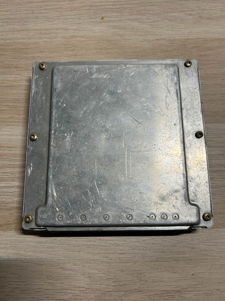 Mercedes Sprinter BOSCH Steuergerät A0001536079 - Varuosa: pilt 3 Mercedes Sprinter BOSCH Steuergerät A0001536079 - Varuosa: pilt 3