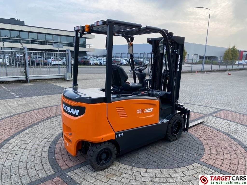 Doosan B35X-7 Electric Forklift 3.5T Triplex-438cm Unused  - Elektritõstuk: pilt 3 Doosan B35X-7 Electric Forklift 3.5T Triplex-438cm Unused  - Elektritõstuk: pilt 3