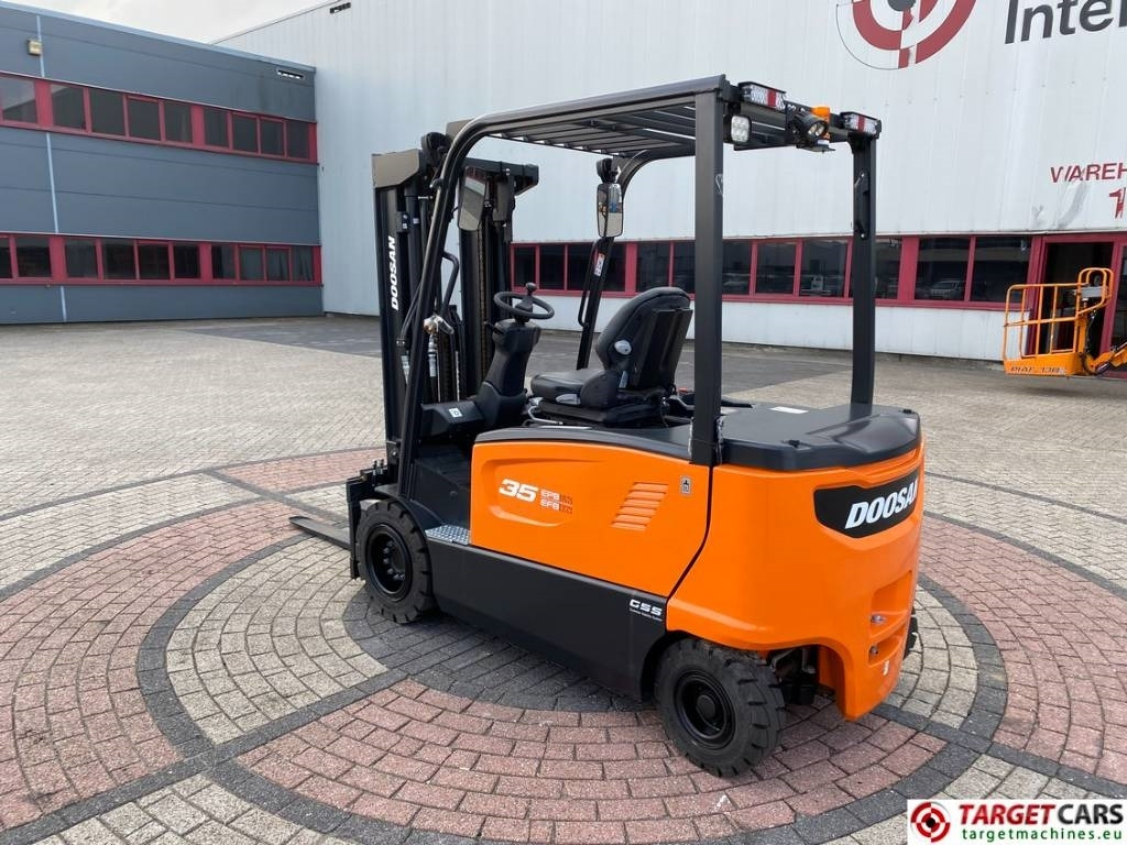 Doosan B35X-7 Electric Forklift 3.5T Triplex-438cm Unused  - Elektritõstuk: pilt 4 Doosan B35X-7 Electric Forklift 3.5T Triplex-438cm Unused  - Elektritõstuk: pilt 4