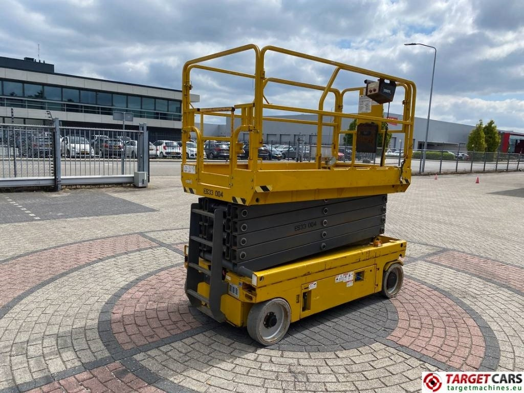GMG 3346-ED Electric Scissor Work LIft 1200cm - Käärlift: pilt 3 GMG 3346-ED Electric Scissor Work LIft 1200cm - Käärlift: pilt 3