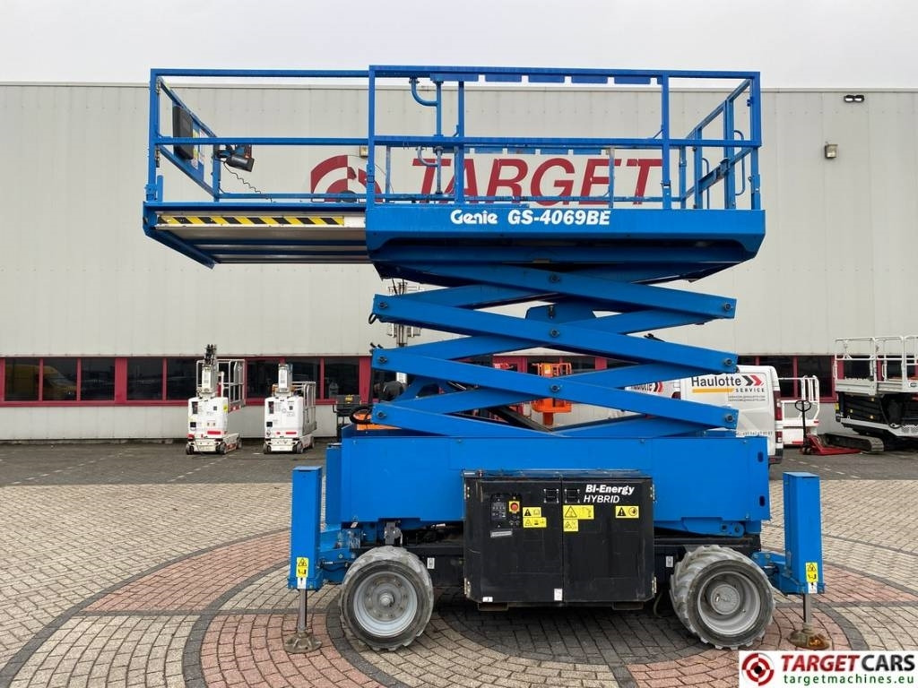 Genie GS-4069BE HyBrid Scissor Work Lift 1412cm - Käärlift: pilt 5 Genie GS-4069BE HyBrid Scissor Work Lift 1412cm - Käärlift: pilt 5
