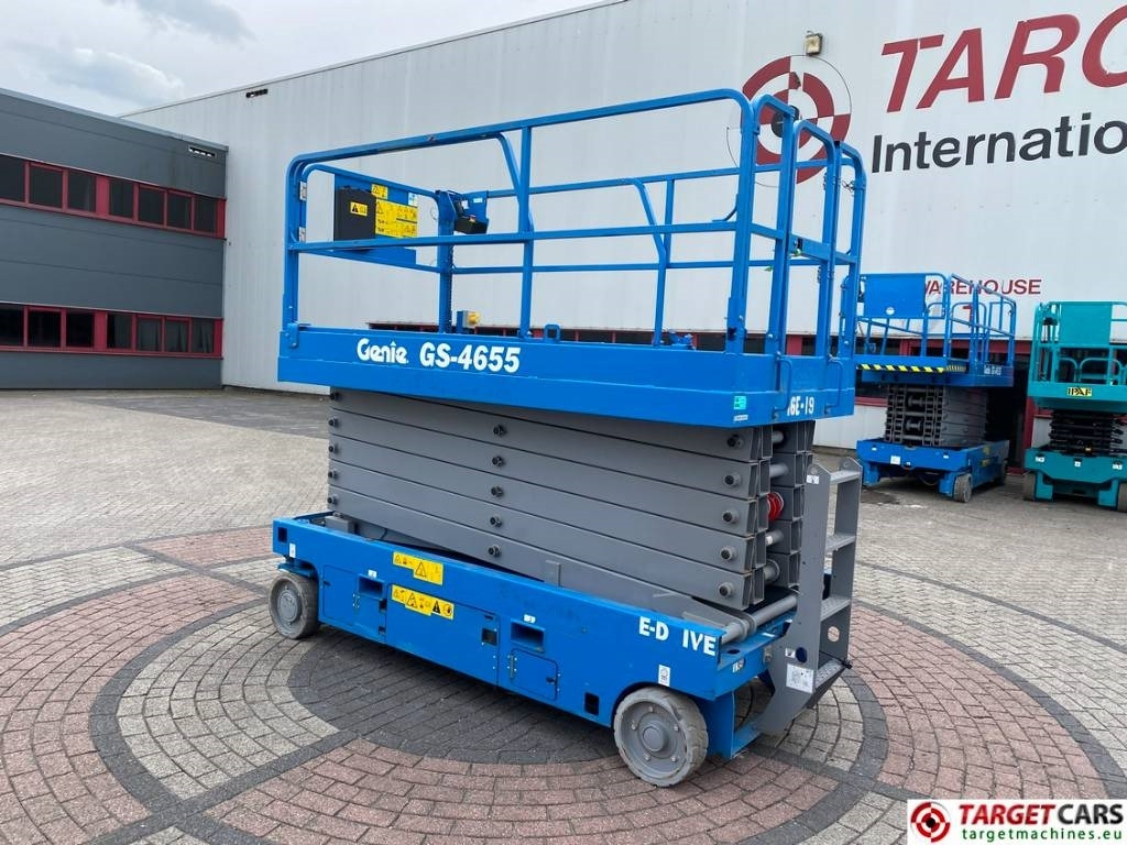 Genie GS-4655 Electric GS4655 Scissor Work Lift 1595cm - Käärlift: pilt 4 Genie GS-4655 Electric GS4655 Scissor Work Lift 1595cm - Käärlift: pilt 4