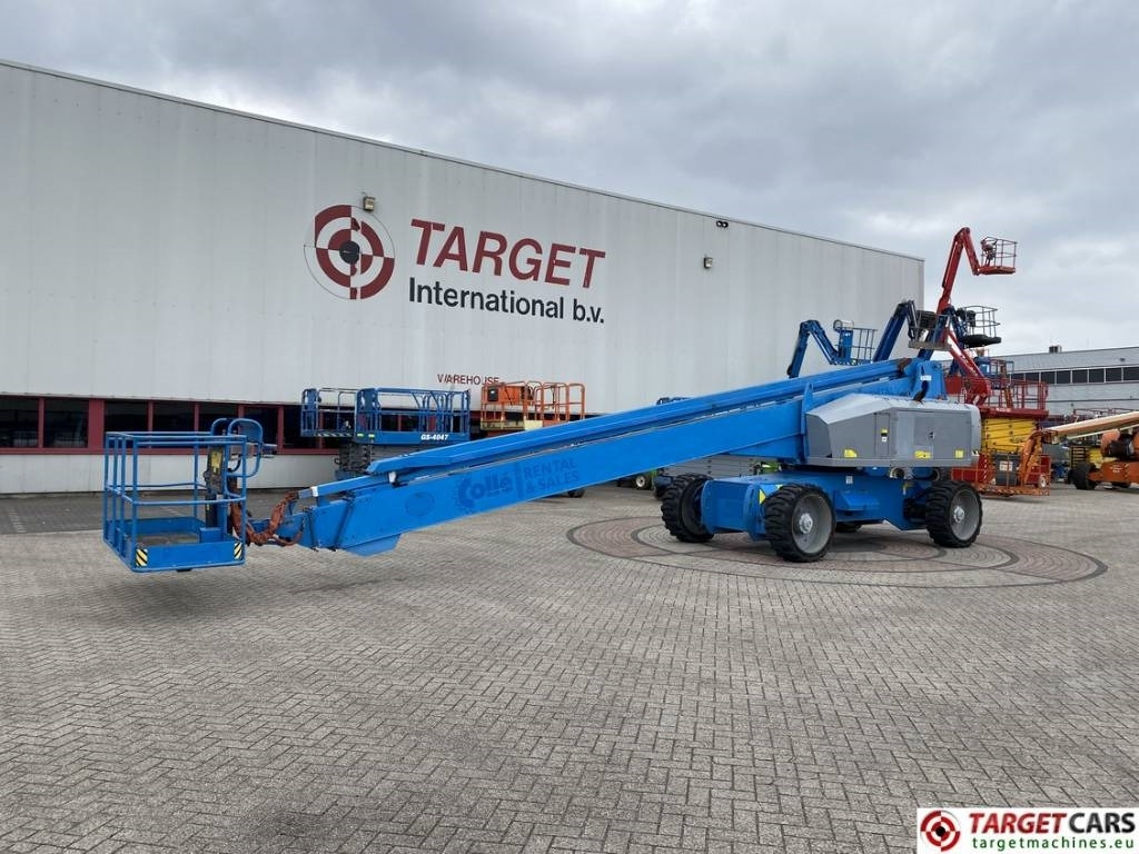 Genie S-100HD Articulated 4x4x4 Diesel Boom Lift 3248cm - Teleskooppoom: pilt 1 Genie S-100HD Articulated 4x4x4 Diesel Boom Lift 3248cm - Teleskooppoom: pilt 1