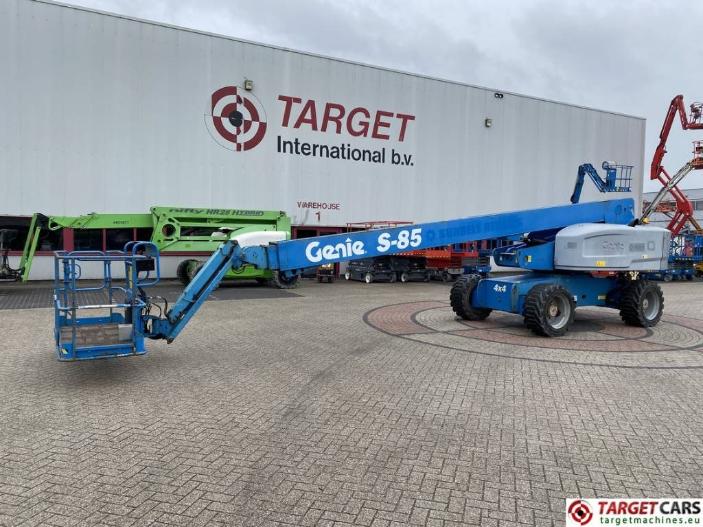 Genie S-85 Telescopic 4x4 Diesel Boom Work Lift 2791cm - Teleskooppoom: pilt 1 Genie S-85 Telescopic 4x4 Diesel Boom Work Lift 2791cm - Teleskooppoom: pilt 1