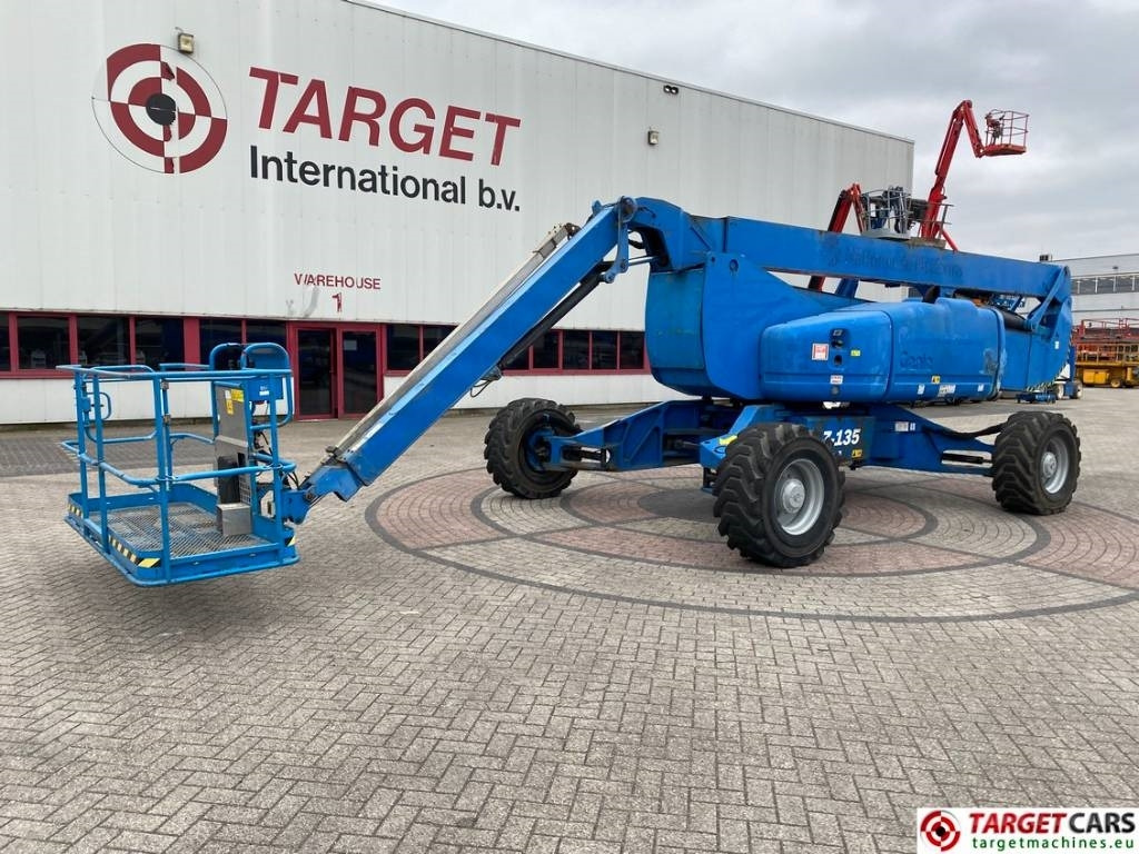 Genie Z-135/70 Articulated 4x4x4 Diesel Boom Lift 4315cm - Liigendpoom: pilt 1 Genie Z-135/70 Articulated 4x4x4 Diesel Boom Lift 4315cm - Liigendpoom: pilt 1