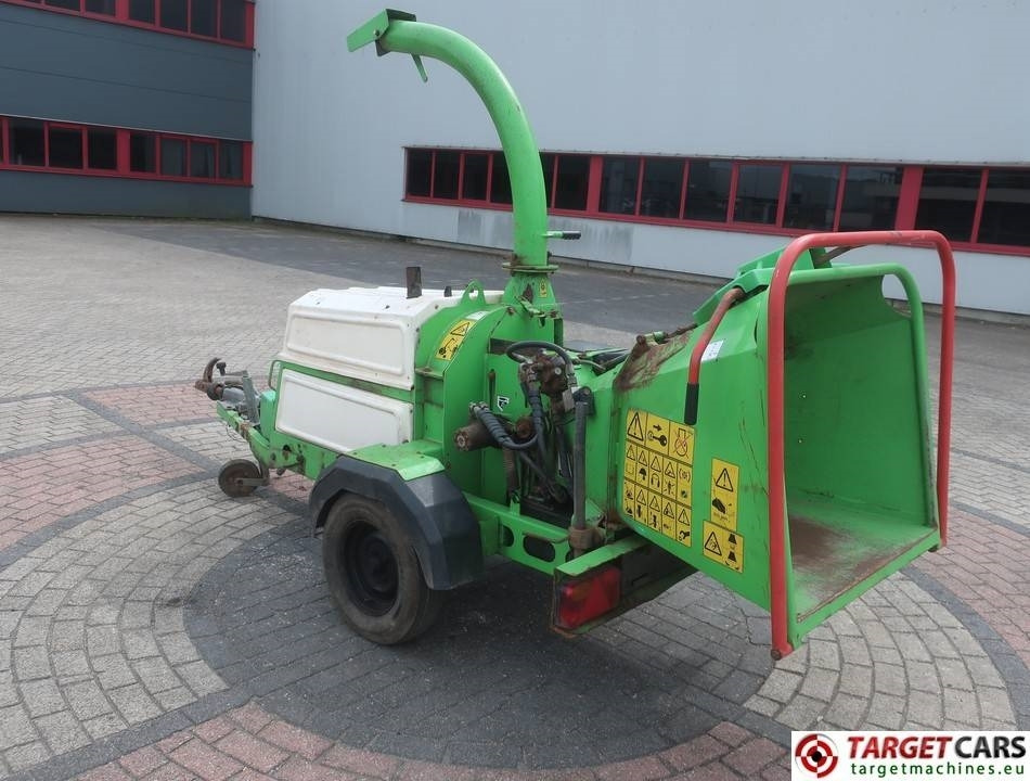 Greenmech Wood Chipper Diesel (engine issue) - Puiduhakkurid: pilt 4 Greenmech Wood Chipper Diesel (engine issue) - Puiduhakkurid: pilt 4