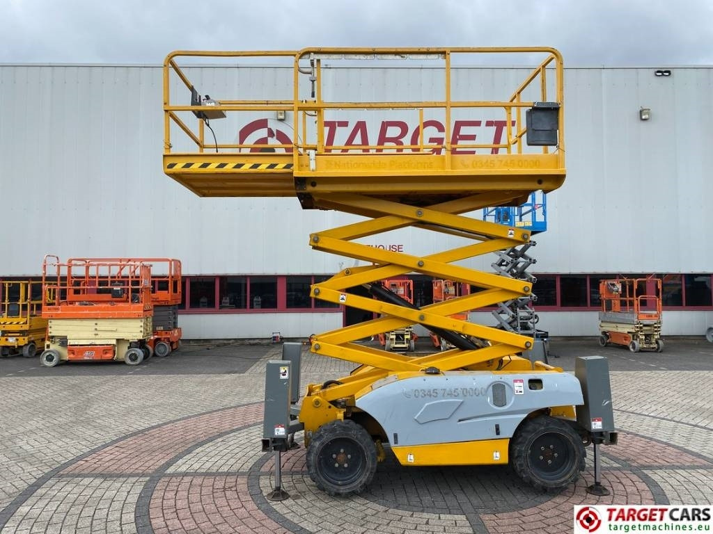 Käärlift Haulotte Compact 10DX Diesel 4x4 Scissor Work Lift 1015cm: pilt 5