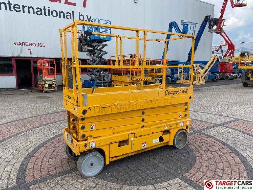 Haulotte Compact 10N Electric Scissor Work Lift 1000cm - Käärlift: pilt 1 Haulotte Compact 10N Electric Scissor Work Lift 1000cm - Käärlift: pilt 1