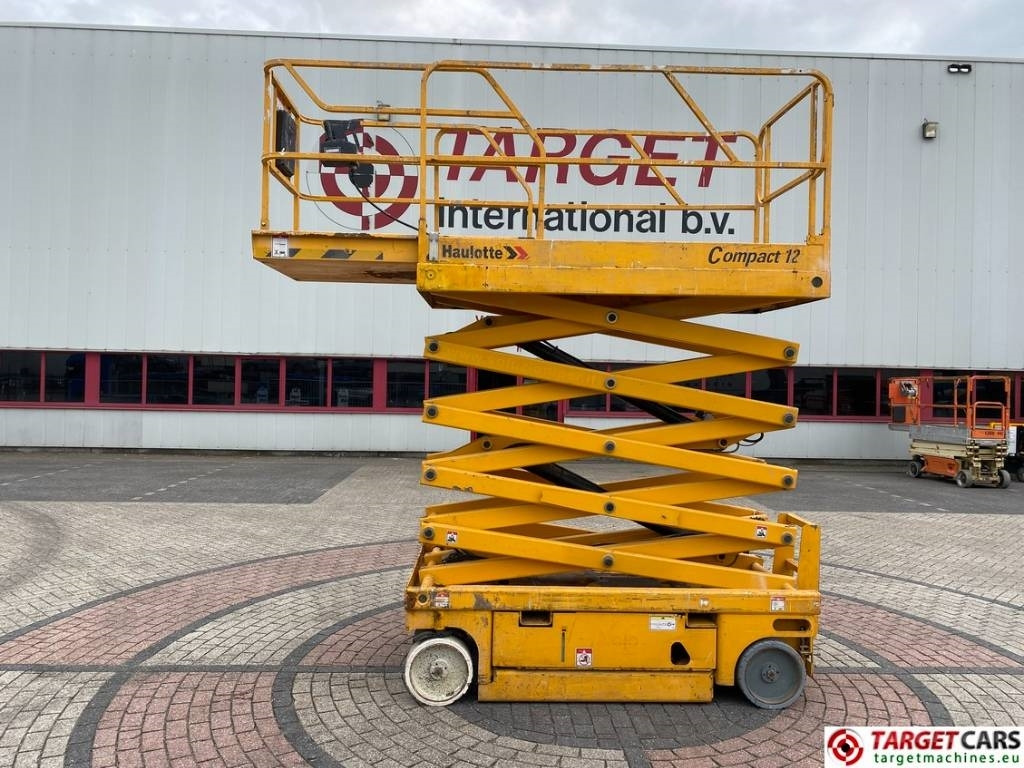 Haulotte Compact 12 Electric Scissor Work Lift 1200cm - Käärlift: pilt 5 Haulotte Compact 12 Electric Scissor Work Lift 1200cm - Käärlift: pilt 5