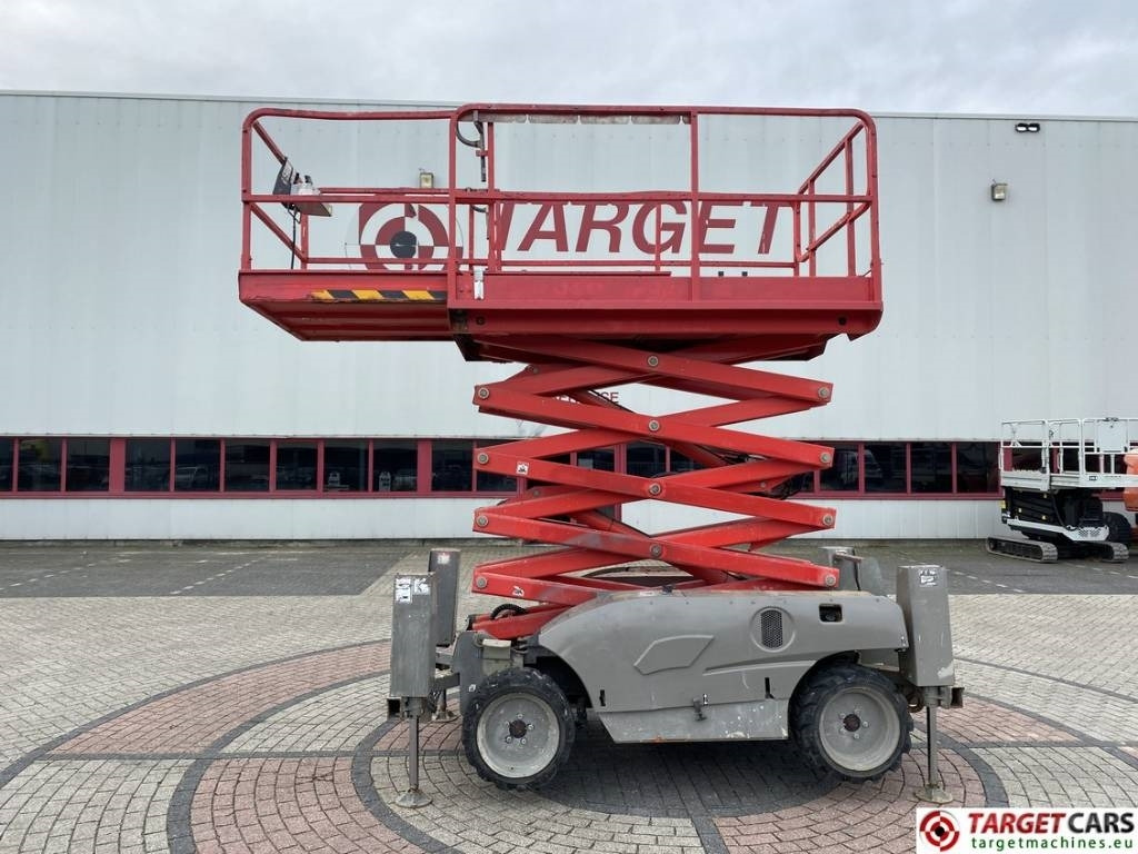 Haulotte Compact 12DX Diesel 4x4 Scissor Work Lift 1206cm - Käärlift: pilt 5 Haulotte Compact 12DX Diesel 4x4 Scissor Work Lift 1206cm - Käärlift: pilt 5