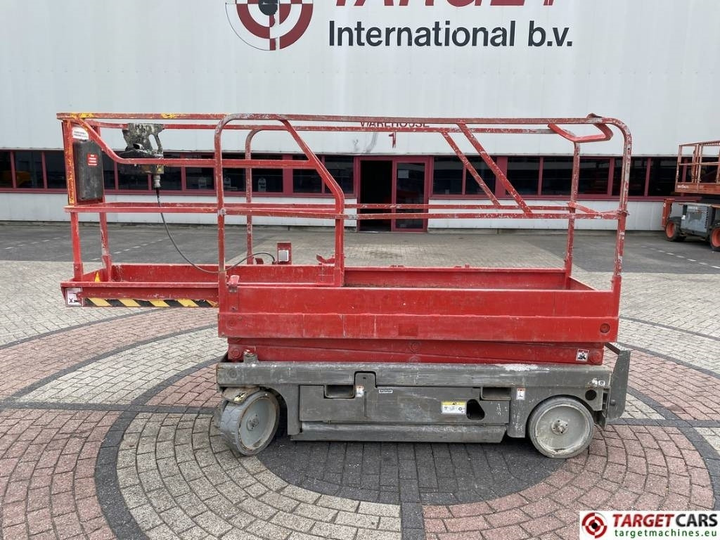 Haulotte Compact 8 Electric Scissor Work Lift 818cm DEFECT - Käärlift: pilt 5 Haulotte Compact 8 Electric Scissor Work Lift 818cm DEFECT - Käärlift: pilt 5