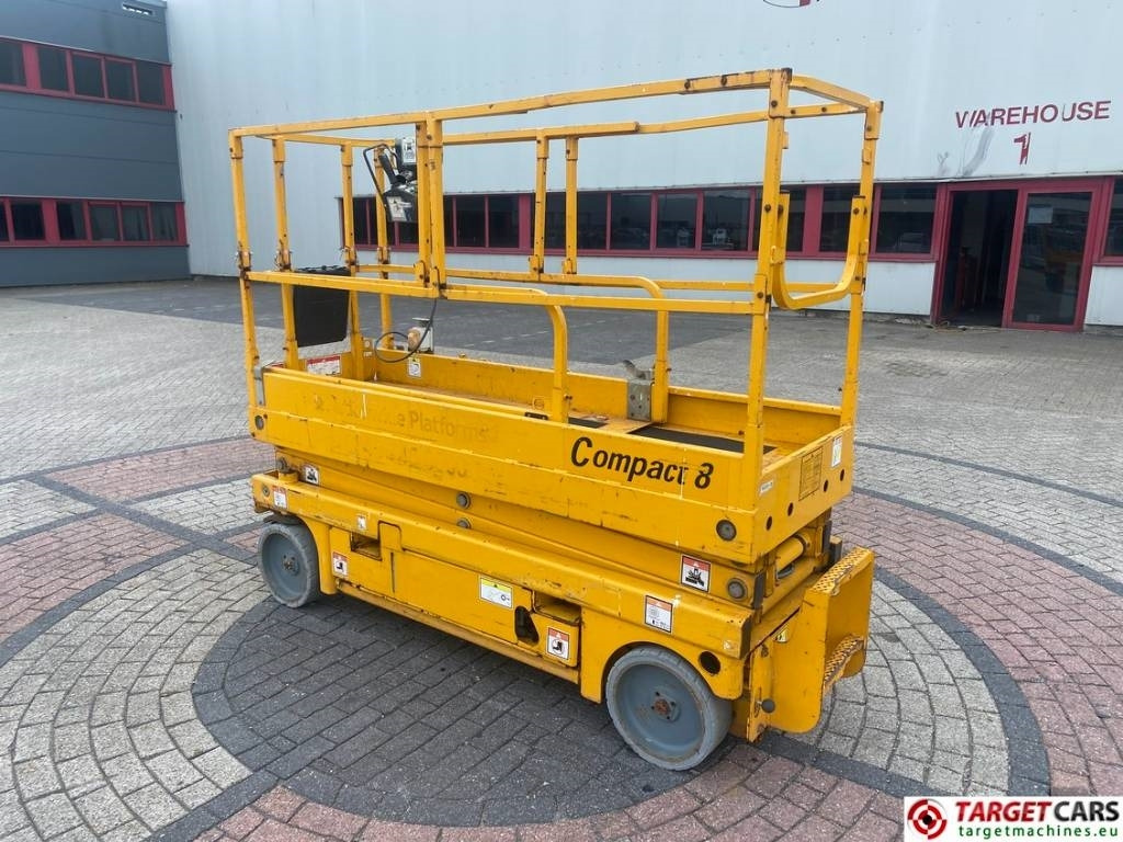 Haulotte Compact 8 Electric Scissor Work Lift 818cm - Käärlift: pilt 4 Haulotte Compact 8 Electric Scissor Work Lift 818cm - Käärlift: pilt 4