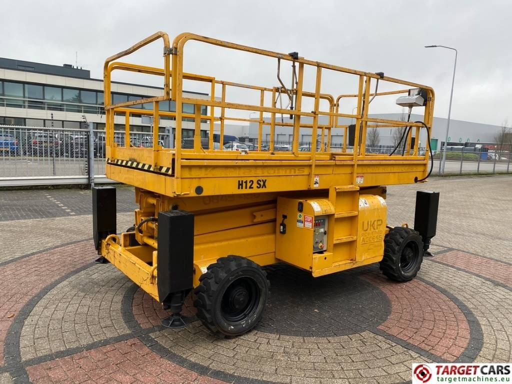 Haulotte H12SDX Diesel H12SX Scissor Work Lift 1200cm - Käärlift: pilt 3 Haulotte H12SDX Diesel H12SX Scissor Work Lift 1200cm - Käärlift: pilt 3