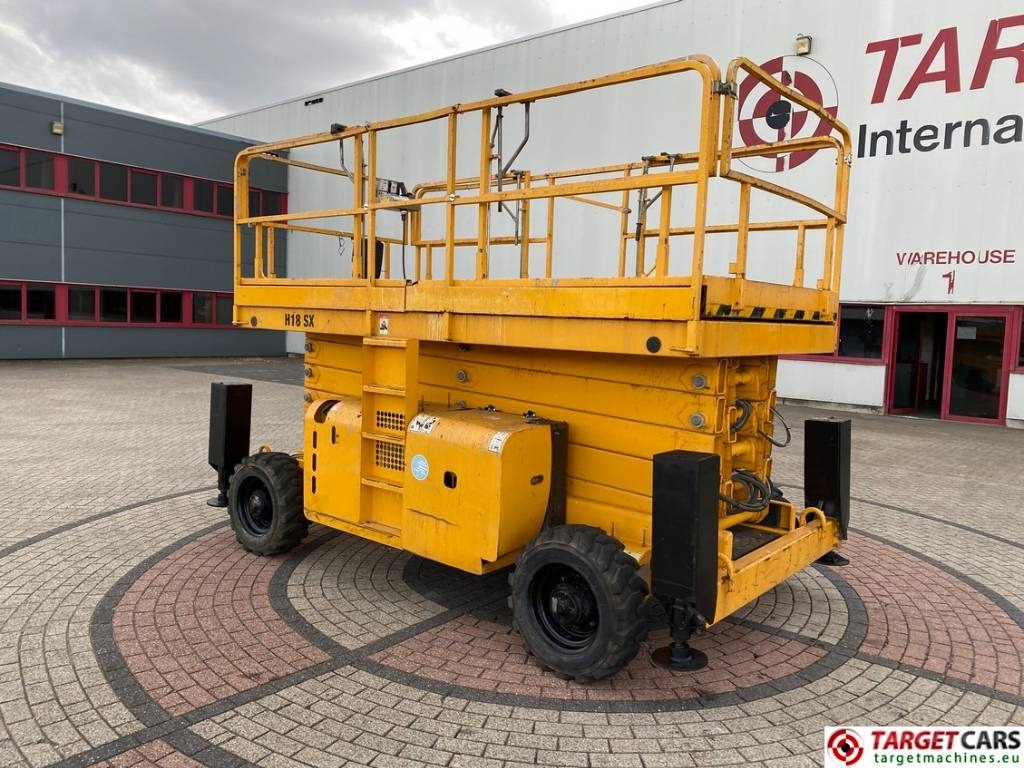Haulotte H18SDX Diesel H18SX Scissor 4x4 Work Lift 1800cm - Käärlift: pilt 4 Haulotte H18SDX Diesel H18SX Scissor 4x4 Work Lift 1800cm - Käärlift: pilt 4