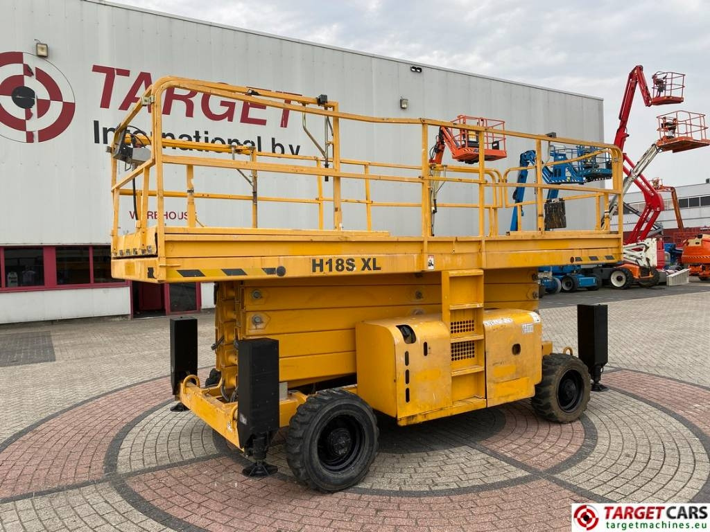 Haulotte H18SXL Diesel 4x4 Scissor Work Lift 1800cm - Käärlift: pilt 1 Haulotte H18SXL Diesel 4x4 Scissor Work Lift 1800cm - Käärlift: pilt 1