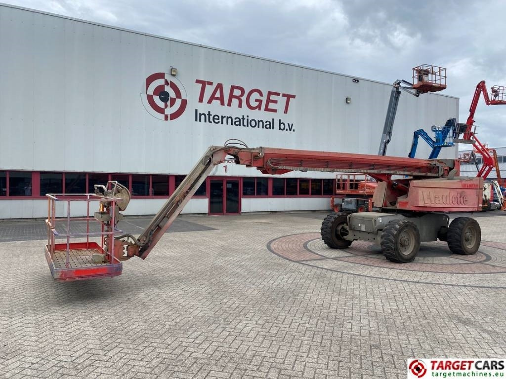 Haulotte HT23RTJ Telescopic 4x4x4 Diesel Boom Lift 2260cm - Teleskooppoom: pilt 1 Haulotte HT23RTJ Telescopic 4x4x4 Diesel Boom Lift 2260cm - Teleskooppoom: pilt 1