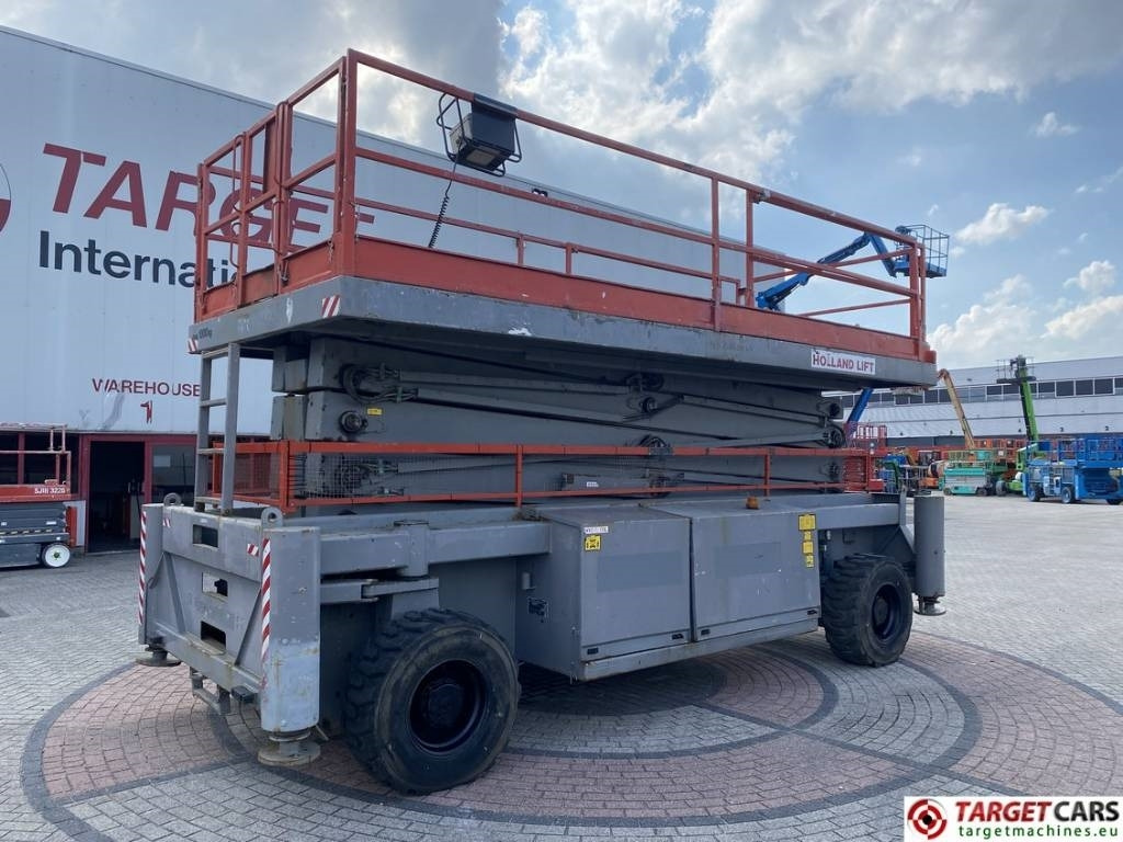 Holland Lift Combistar M-250DL27 diesel scissor worklift 27.20M - Käärlift: pilt 1 Holland Lift Combistar M-250DL27 diesel scissor worklift 27.20M - Käärlift: pilt 1