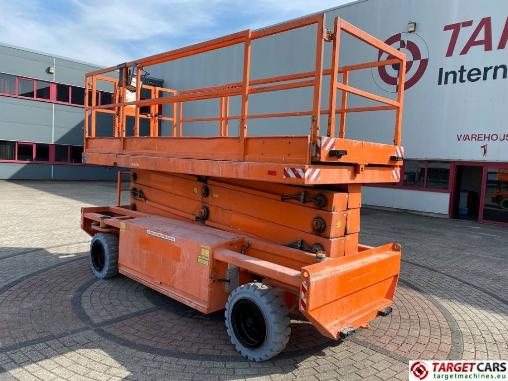 Holland Lift Q-135EL18 MonoStar Electric Scissor WorkLift 15.5M - Käärlift: pilt 4 Holland Lift Q-135EL18 MonoStar Electric Scissor WorkLift 15.5M - Käärlift: pilt 4