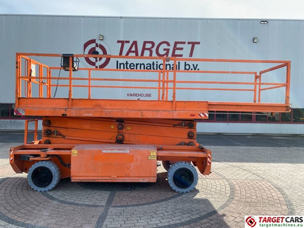 Holland Lift Q-135EL18 MonoStar Electric Scissor WorkLift 15.5M - Käärlift: pilt 5 Holland Lift Q-135EL18 MonoStar Electric Scissor WorkLift 15.5M - Käärlift: pilt 5