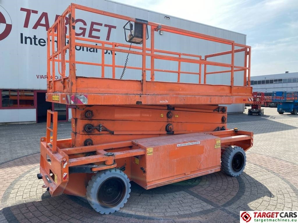 Holland Lift Q-135EL18 MonoStar Electric Scissor WorkLift 15.5M - Käärlift: pilt 1 Holland Lift Q-135EL18 MonoStar Electric Scissor WorkLift 15.5M - Käärlift: pilt 1