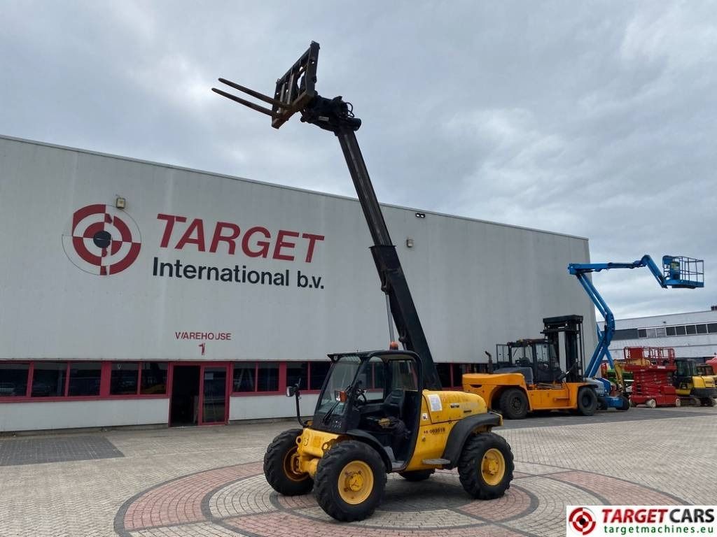 JCB 527-55 Telehandler 4x4x4 2700KG 560CM - Teleskooplaadur: pilt 5 JCB 527-55 Telehandler 4x4x4 2700KG 560CM - Teleskooplaadur: pilt 5