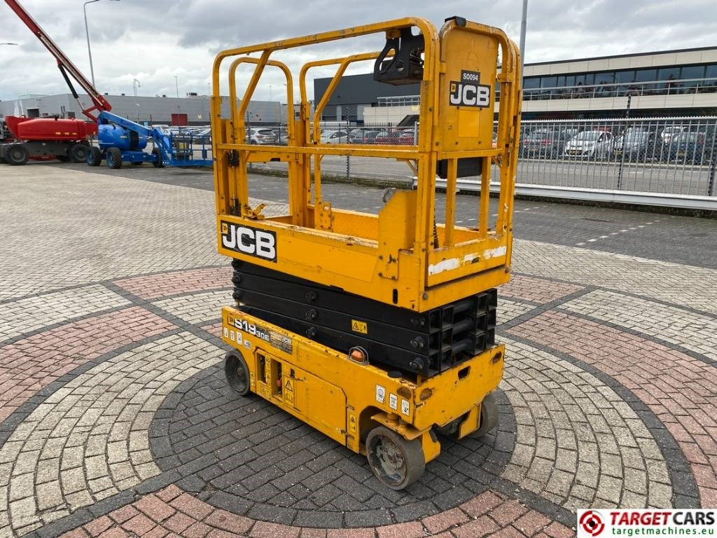 JCB S1930E Electric Scissor Work Lift 780cm - Käärlift: pilt 2 JCB S1930E Electric Scissor Work Lift 780cm - Käärlift: pilt 2