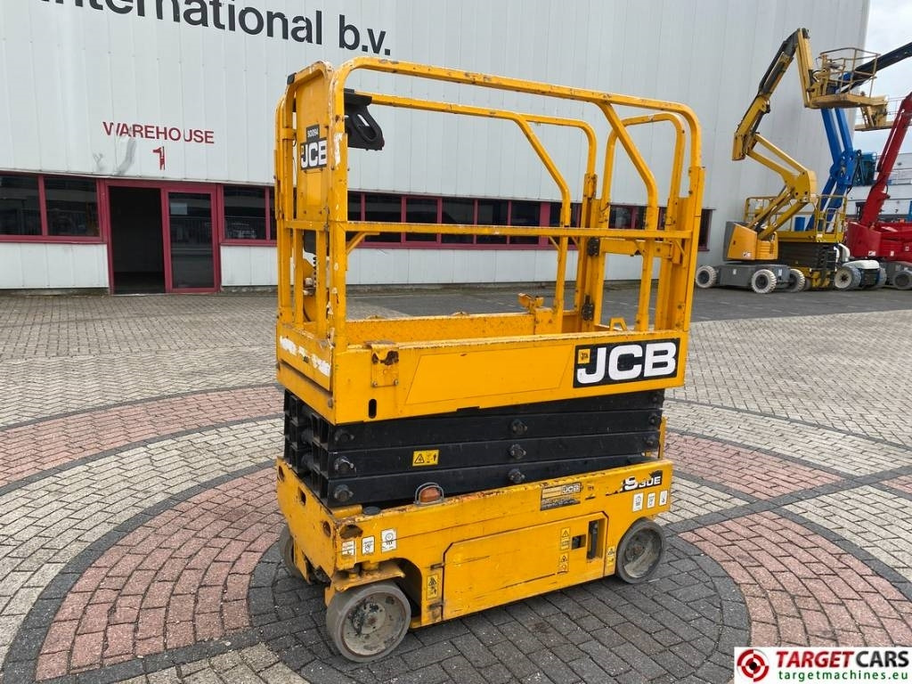 JCB S1930E Electric Scissor Work Lift 780cm - Käärlift: pilt 1 JCB S1930E Electric Scissor Work Lift 780cm - Käärlift: pilt 1