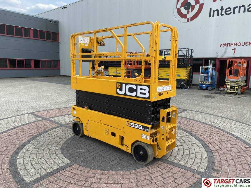 JCB S2632E Electric Scissor Work Lift 1010cm - Käärlift: pilt 4 JCB S2632E Electric Scissor Work Lift 1010cm - Käärlift: pilt 4