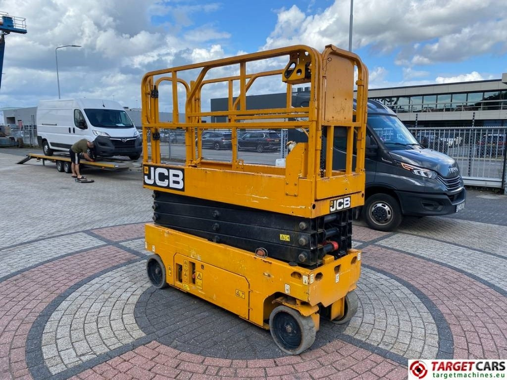 JCB S2632E Electric Scissor Work Lift 1010cm - Käärlift: pilt 2 JCB S2632E Electric Scissor Work Lift 1010cm - Käärlift: pilt 2