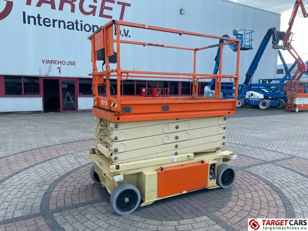 JLG 10RS Electric Scissor Work Lift 1175cm - Käärlift: pilt 1 JLG 10RS Electric Scissor Work Lift 1175cm - Käärlift: pilt 1