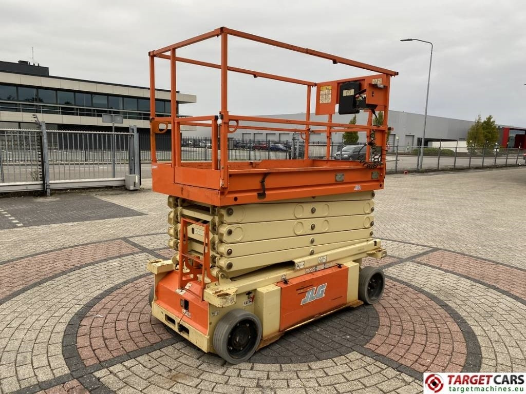 JLG 10RS Electric Scissor Work Lift 1175cm - Käärlift: pilt 3 JLG 10RS Electric Scissor Work Lift 1175cm - Käärlift: pilt 3