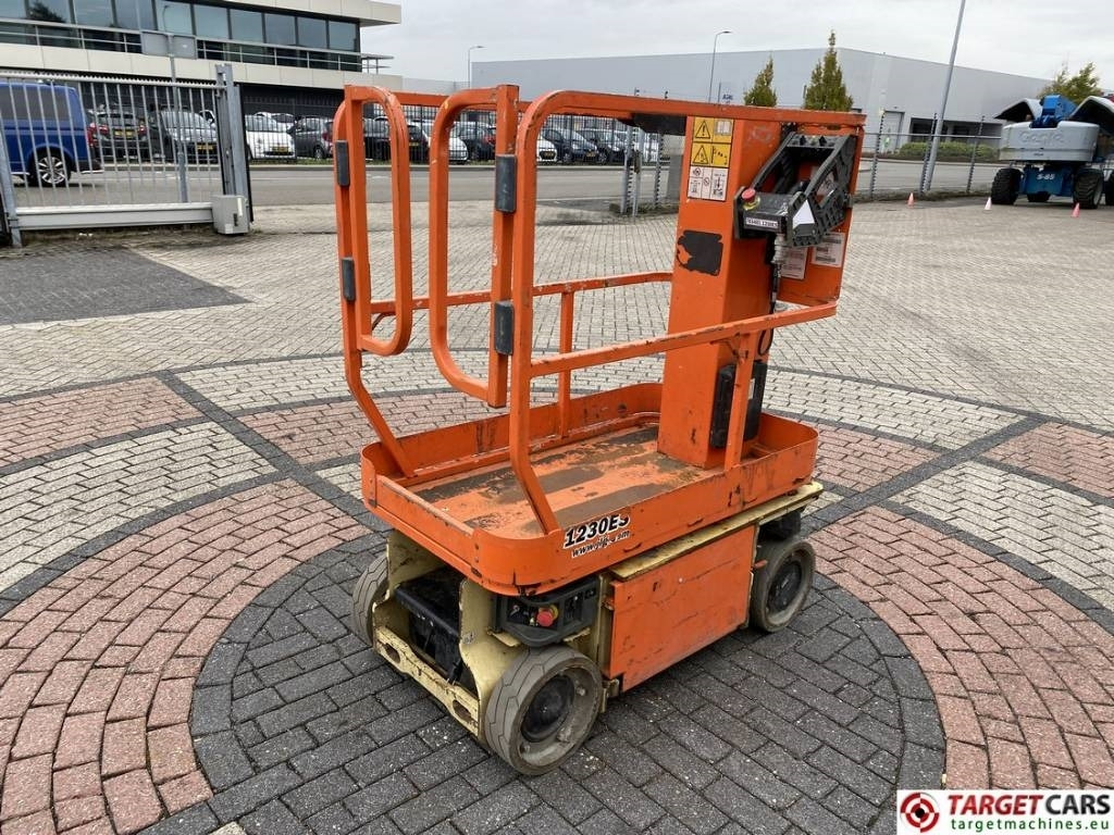 JLG 1230ES Electric Vertical Mast Work Lift 566cm - Masttõstuk: pilt 3 JLG 1230ES Electric Vertical Mast Work Lift 566cm - Masttõstuk: pilt 3