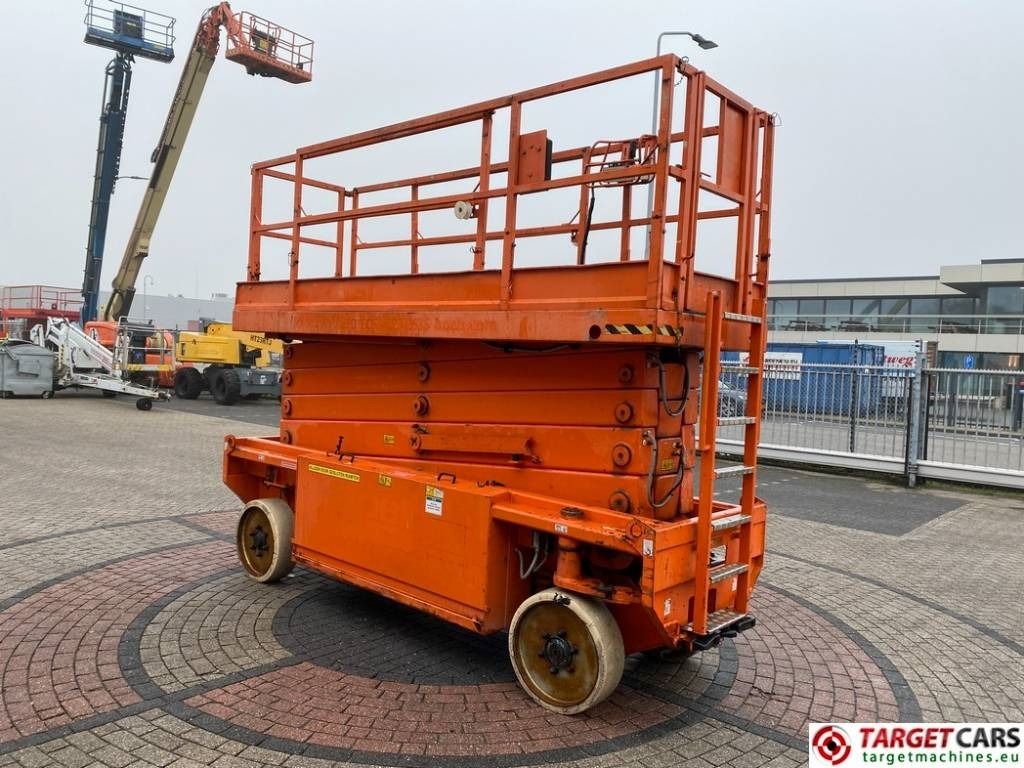 JLG 153-12 Liftlux Electric Scissor Work Lift 1730cm - Käärlift: pilt 2 JLG 153-12 Liftlux Electric Scissor Work Lift 1730cm - Käärlift: pilt 2