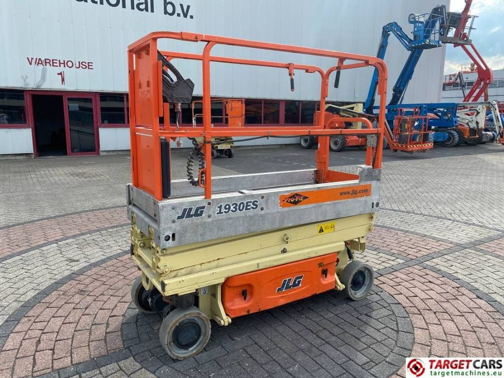 JLG 1930ES Electric Scissor Work Lift 772cm CE - Käärlift: pilt 1 JLG 1930ES Electric Scissor Work Lift 772cm CE - Käärlift: pilt 1